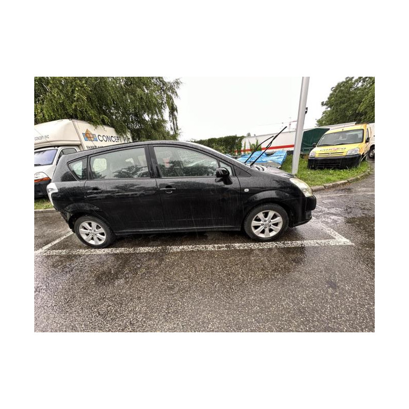 Capot TOYOTA COROLLA VERSO 2