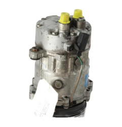 Compresseur clim AUDI A3 1 Photo n°3
