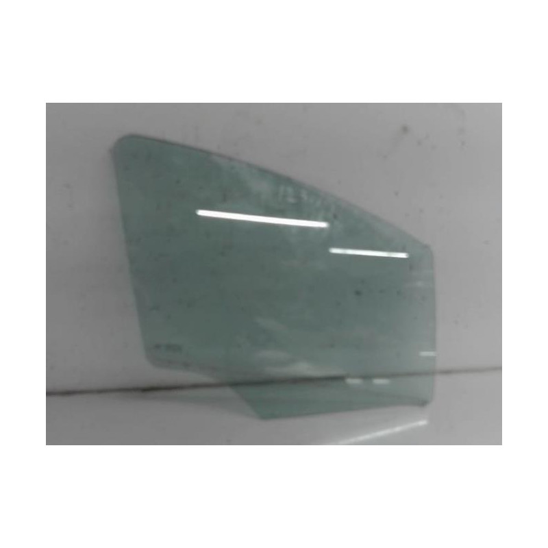 Vitre avant droit CITROEN C3 2