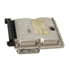 Calculateur moteur PEUGEOT 406 Photo n°4