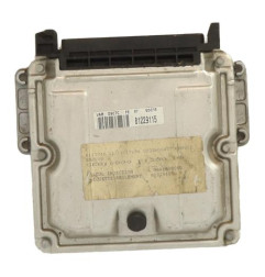 Calculateur moteur PEUGEOT 406 Photo n°7