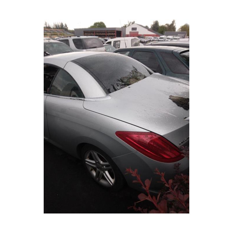 Malle/Hayon arriere PEUGEOT 308 1