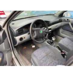 Serrure avant gauche SKODA OCTAVIA 1 Photo n°5