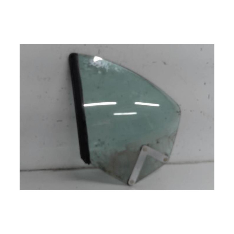 Vitre arriere gauche PEUGEOT 206 Photo n°2