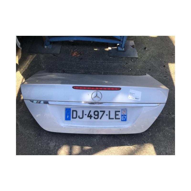 Malle/Hayon arriere MERCEDES CLASSE E 211