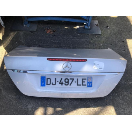 Malle/Hayon arriere MERCEDES CLASSE E 211 Photo n°1