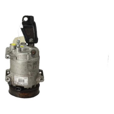 Compresseur clim RENAULT SCENIC 2 Photo n°2