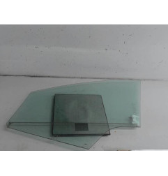 Vitre avant droit PEUGEOT 3008 1