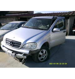 Feu arriere principal droit (feux) MERCEDES CLASSE M 163 Photo n°13