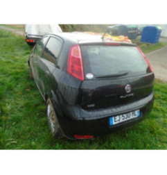 Anti brouillard arriere gauche FIAT PUNTO 3 Photo n°4