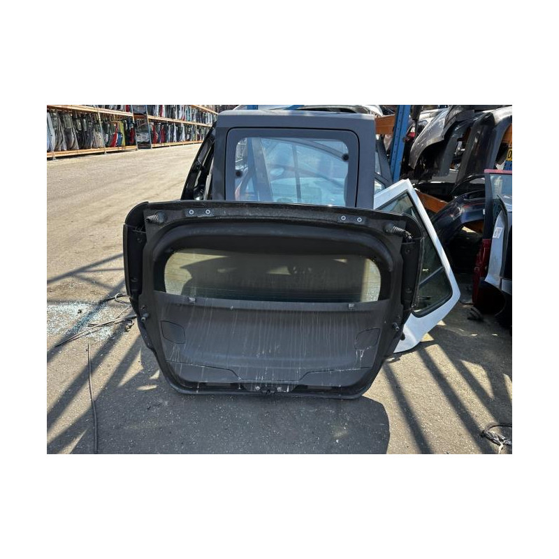 Malle/Hayon arriere PEUGEOT 308 2