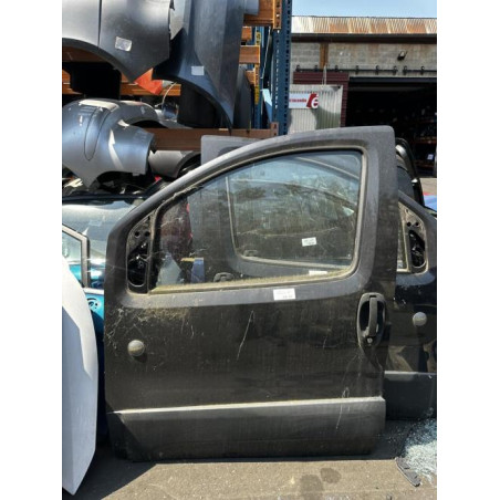Porte avant gauche PEUGEOT BIPPER Photo n°1