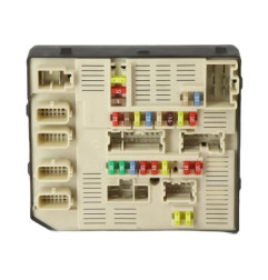 Boitier servitude moteur (BSM) RENAULT MEGANE 3 Photo n°1