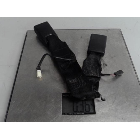 Attache ceinture arriere droit BMW SERIE 1 F21 Photo n°1