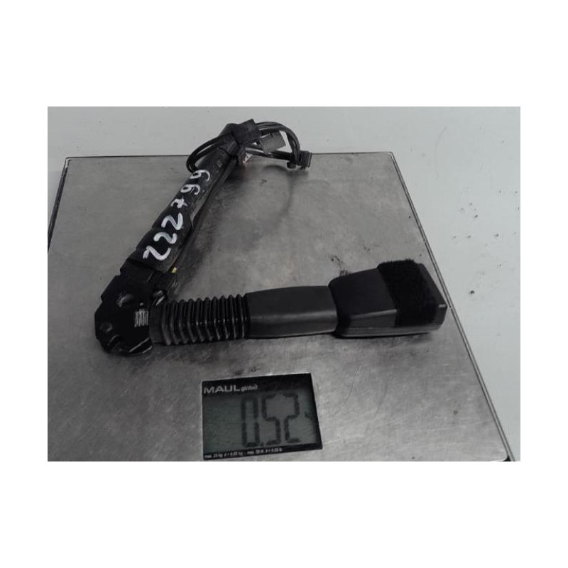Attache ceinture avant droit BMW SERIE 1 F21