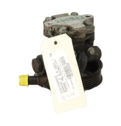 Pompe de direction KIA CARENS 2 Photo n°4