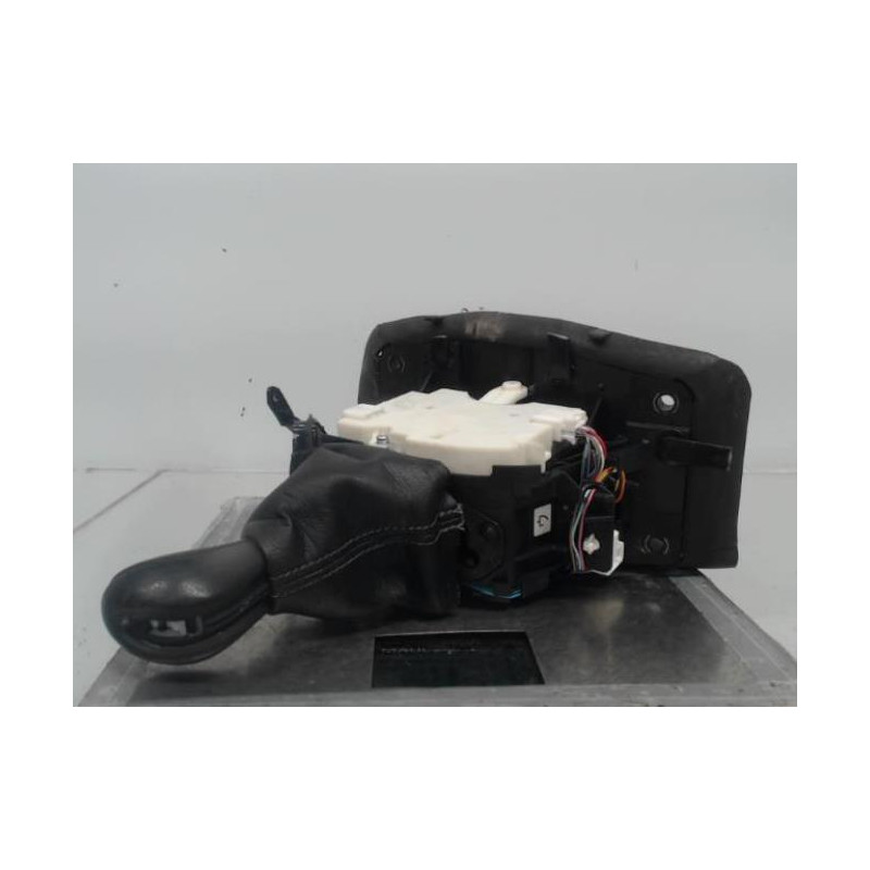 Levier de vitesses INFINITI Q50