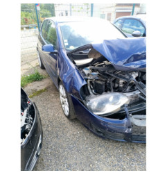 Cache moteur  VOLKSWAGEN GOLF 5 Photo n°5