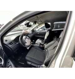 Attache ceinture avant gauche NISSAN PULSAR Photo n°9