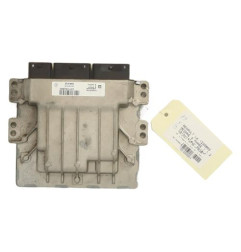 Calculateur moteur RENAULT MEGANE 4 Photo n°6