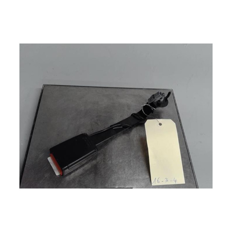 Attache ceinture avant droit RENAULT CLIO 4