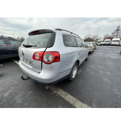 Pompe de direction VOLKSWAGEN PASSAT 5 Photo n°9