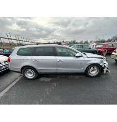 Pompe de direction VOLKSWAGEN PASSAT 5 Photo n°11