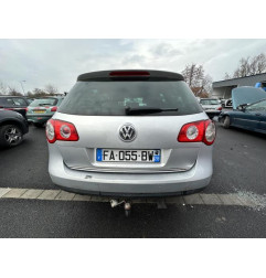 Pompe de direction VOLKSWAGEN PASSAT 5 Photo n°17