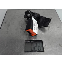 Attache ceinture arriere gauche FORD MONDEO 3