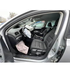 Attache ceinture arriere gauche VOLKSWAGEN GOLF 6 Photo n°18