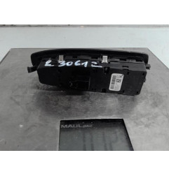 Interrupteur de leve vitre avant gauche BMW SERIE 3 F30 Photo n°1