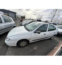 Demarreur RENAULT MEGANE 1 Photo n°17