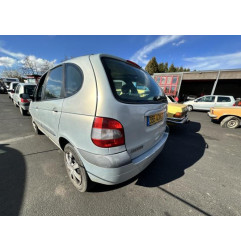 Compresseur clim RENAULT SCENIC 1 Photo n°7