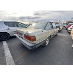 Feu arriere principal droit (feux) MAZDA 929 1 Photo n°14