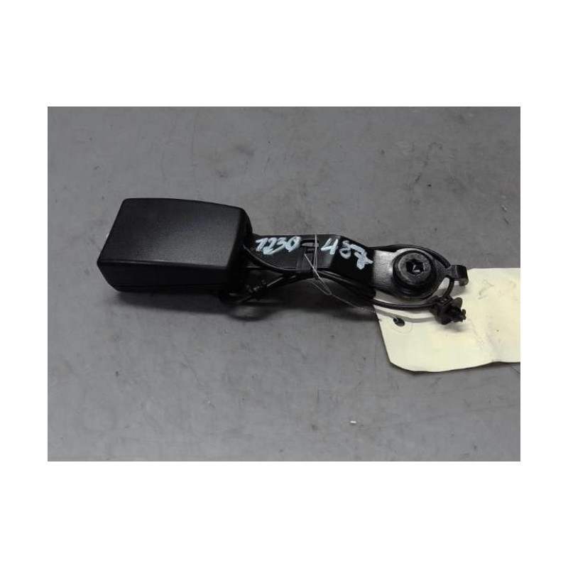 Attache ceinture avant droit ALFA ROMEO MITO