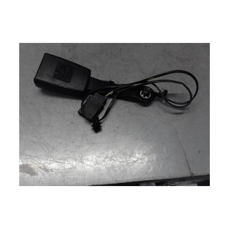 Attache ceinture avant gauche ALFA ROMEO MITO