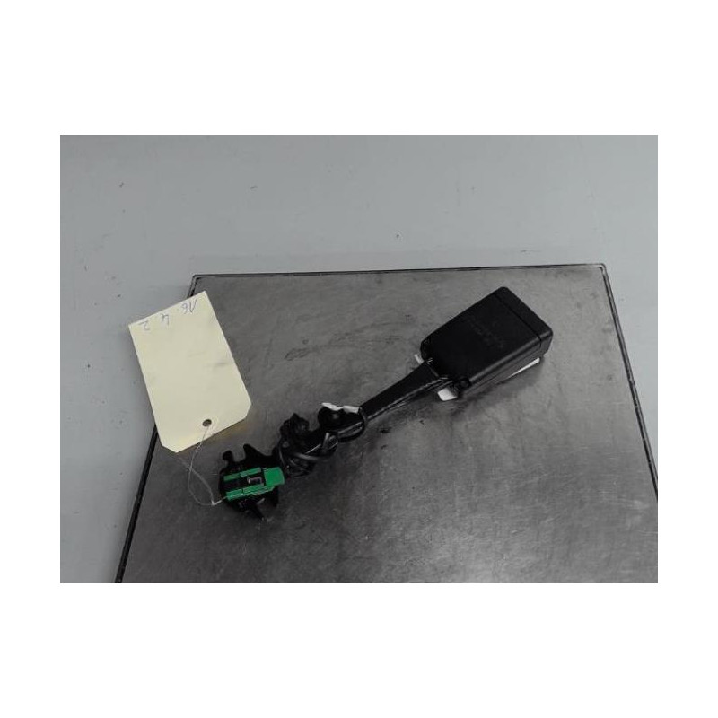 Attache ceinture avant droit DACIA SANDERO 3 STEPWAY