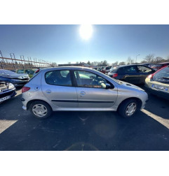 Compresseur clim PEUGEOT 206 Photo n°6