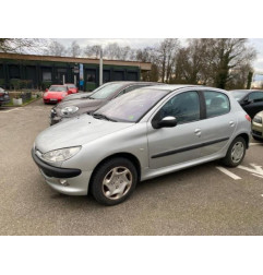 Compresseur clim PEUGEOT 206 Photo n°12