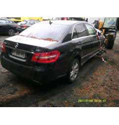 Attache ceinture avant droit MERCEDES CLASSE E 212 Photo n°7