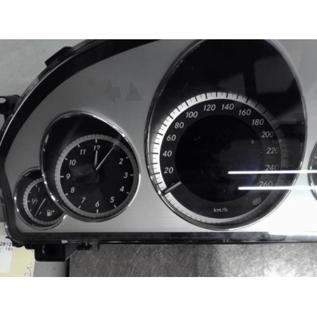 Compteur MERCEDES CLASSE E 212 Photo n°1