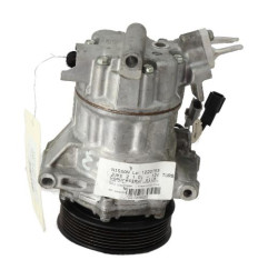 Compresseur clim NISSAN JUKE 2 Photo n°4