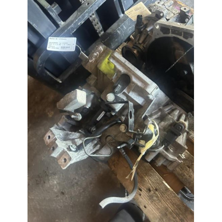 Boite de vitesses VOLKSWAGEN GOLF 4 Photo n°1