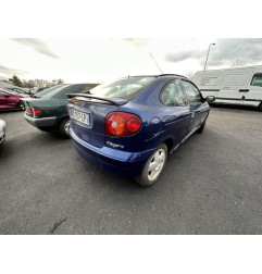 Compresseur clim RENAULT MEGANE 1 Photo n°13