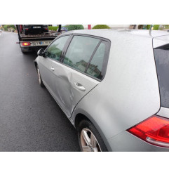 Attache ceinture avant droit VOLKSWAGEN GOLF 7 Photo n°5