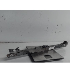 Traverse superieure CHEVROLET CRUZE Photo n°1