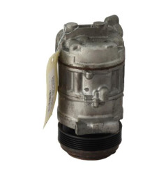 Compresseur clim BMW SERIE 1 E87 Photo n°4