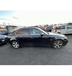 Vitre avant gauche BMW SERIE 5 E60 Photo n°17