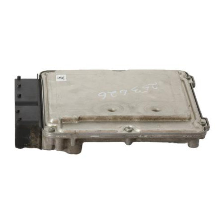 Calculateur moteur VOLKSWAGEN GOLF 7