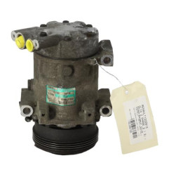 Compresseur clim RENAULT CLIO 2 Photo n°1